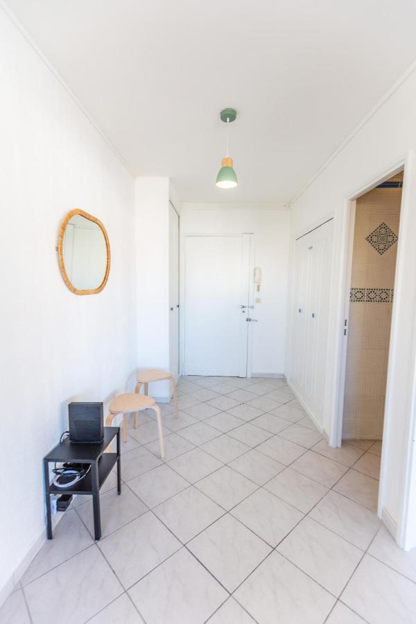 Superbe 100m2 - 2 Balcons - Proche Gare - Climatise Apartment